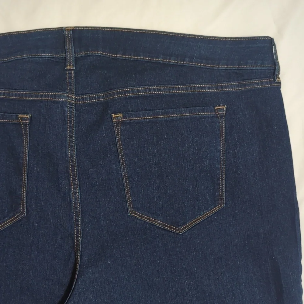 Old Navy High-Waisted Kicker Boot-Cut Jeans, Color Blue Size 26S